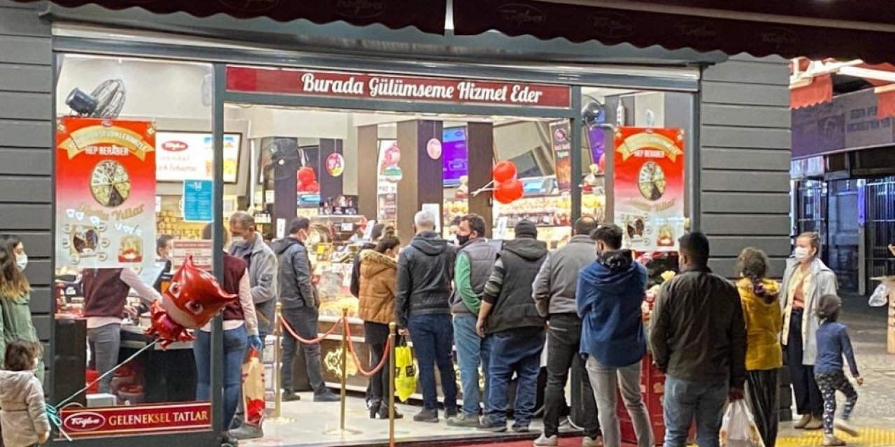 Bu Da Kuruyemiş Kuyruğu