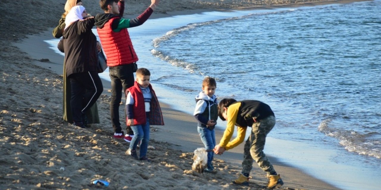 Karasu Sahilinde Yazı Aratmayan Görüntüler