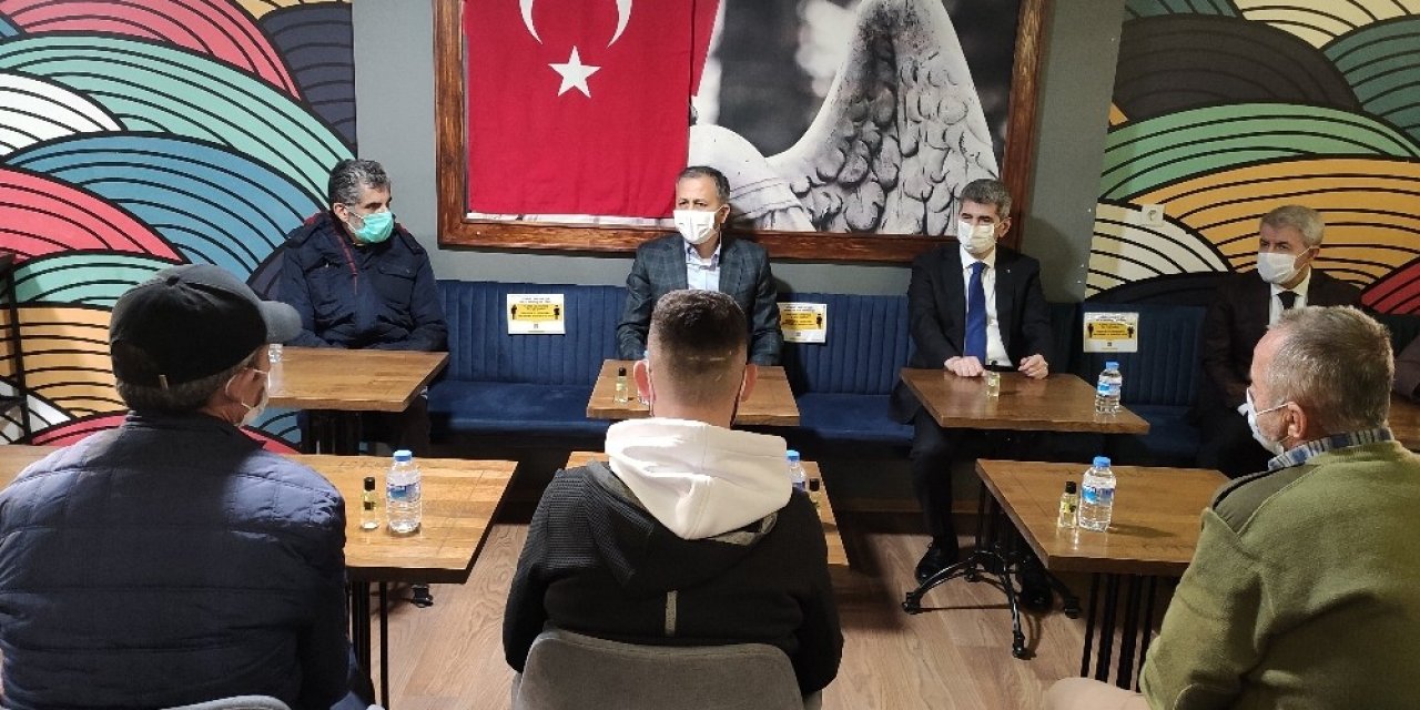 Vali Yerlikaya Otellerde Misafir Edilen Evsiz Vatandaşları Ziyaret Etti