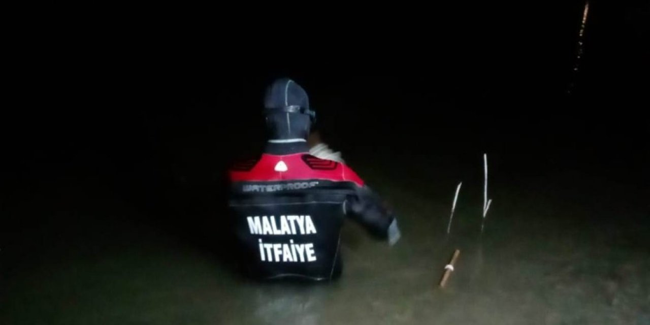 Malatya’da Balıkçı Teknesi Alabora Oldu: 1 Kişi Kayıp