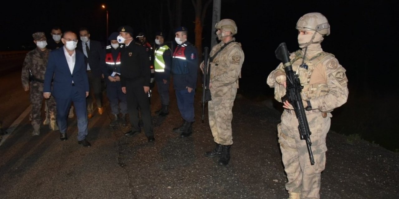Vali Karadeniz Yeni Yılı Çalışarak Geçirenleri Unutmadı