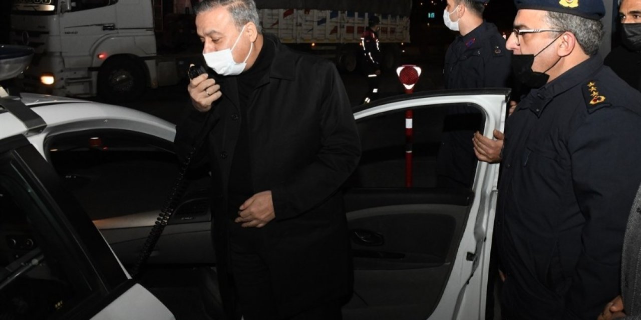 Vali Su, Yılbaşı Gecesi Görev Yapan Güvenlik Güçlerini Ziyaret Etti