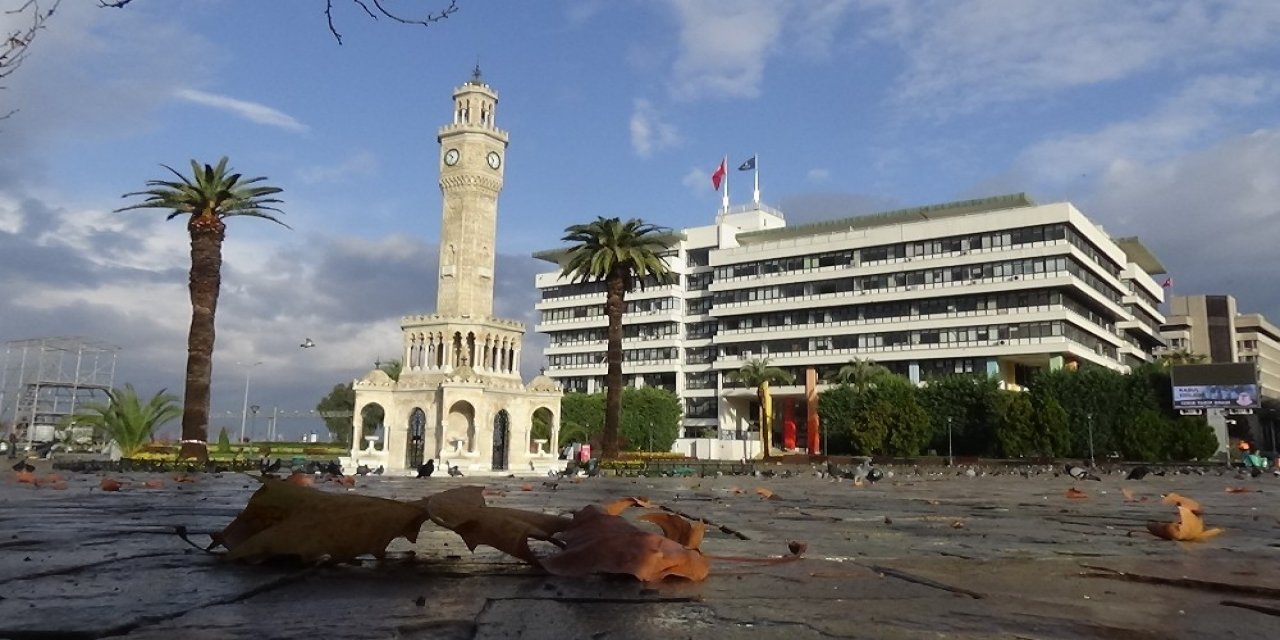 Yeni Yılın İlk Gününde İzmir’de Sessizlik Hakim Oldu