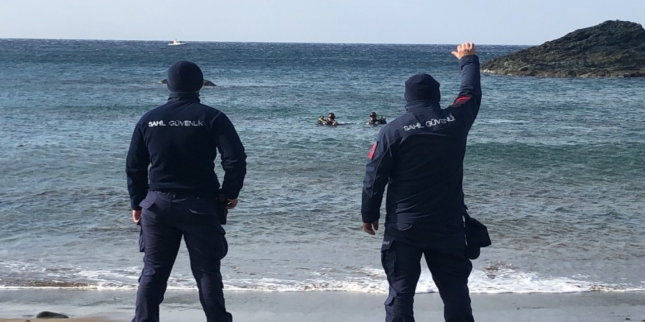 Denizde Kaybolan Genci Arama Çalışmaları Devam Ediyor