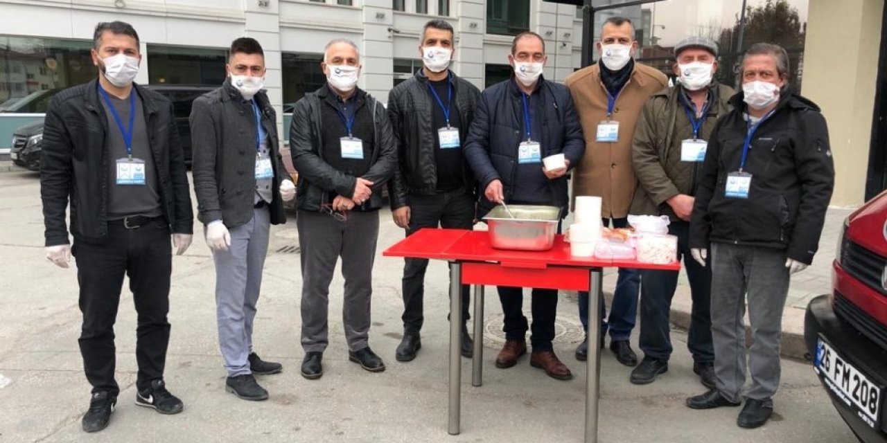 Kontrol Noktalarında Görevli Güvenlik Görevlilerine Çorba İkramı Yapıldı