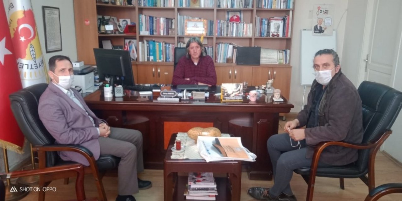 Gür, “yerel Basın Önemlidir”