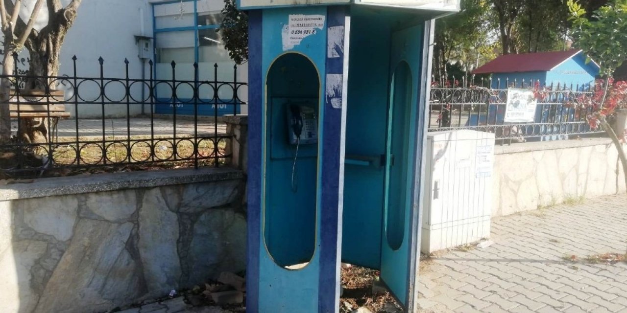 Önünde Uzun Kuyruklar Oluşurdu, Şimdi Yüzüne Bakan Yok