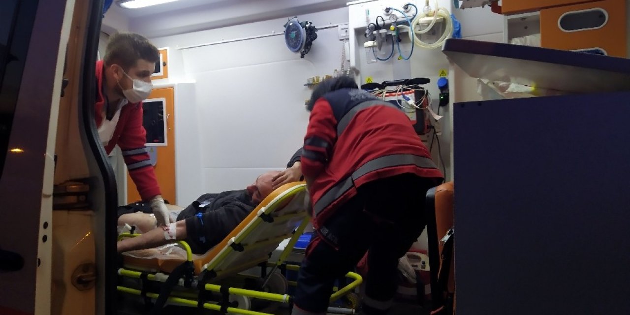 Kağıthane’de Kısıtlamada Sokakta Silahlı Kavga: 1 Yaralı