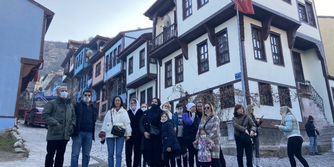 Kısıtlamada Tarihi Sokaklar Rus Turistlere Kaldı