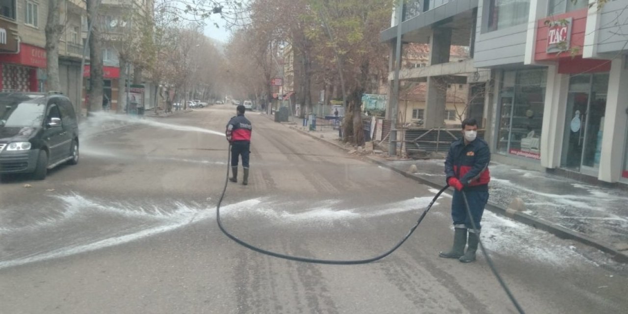 Gölbaşı’nda Dezenfekte Çalışmalarına Devam Ediyor