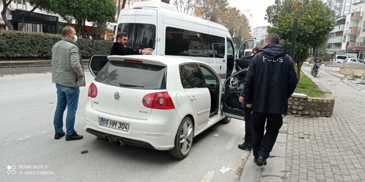 Takip Ettikleri Otomobile Kurşun Yağdırdılar