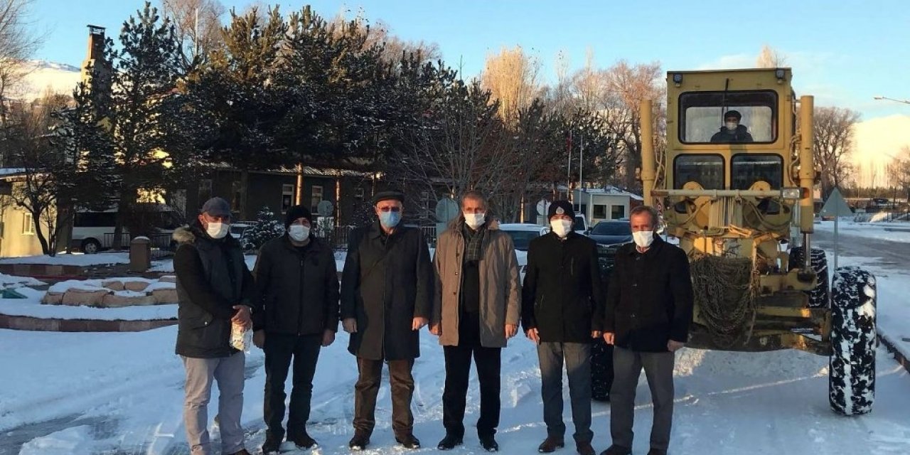 Aydıntepe Belediyesine 1 Adet Greyder Hibe Edildi