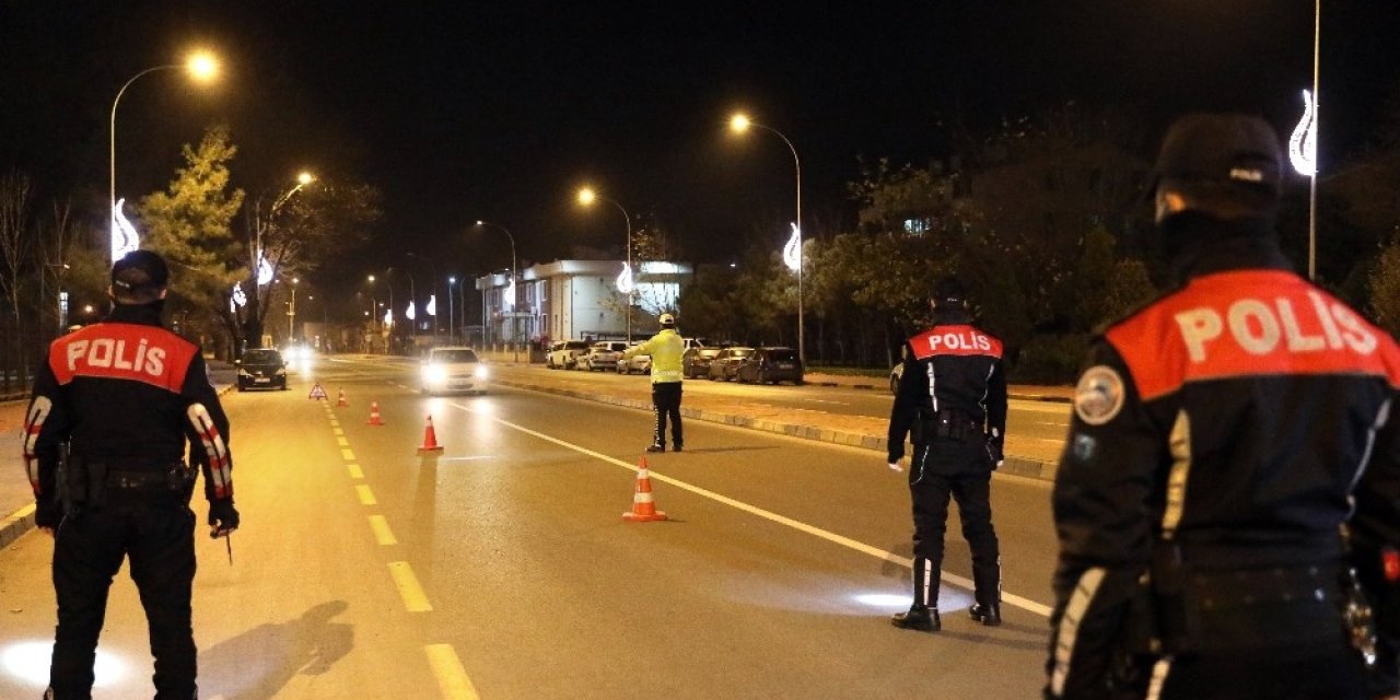 Sakarya’da 80 Saatlik Kısıtlamada 300 Kişiye Ceza