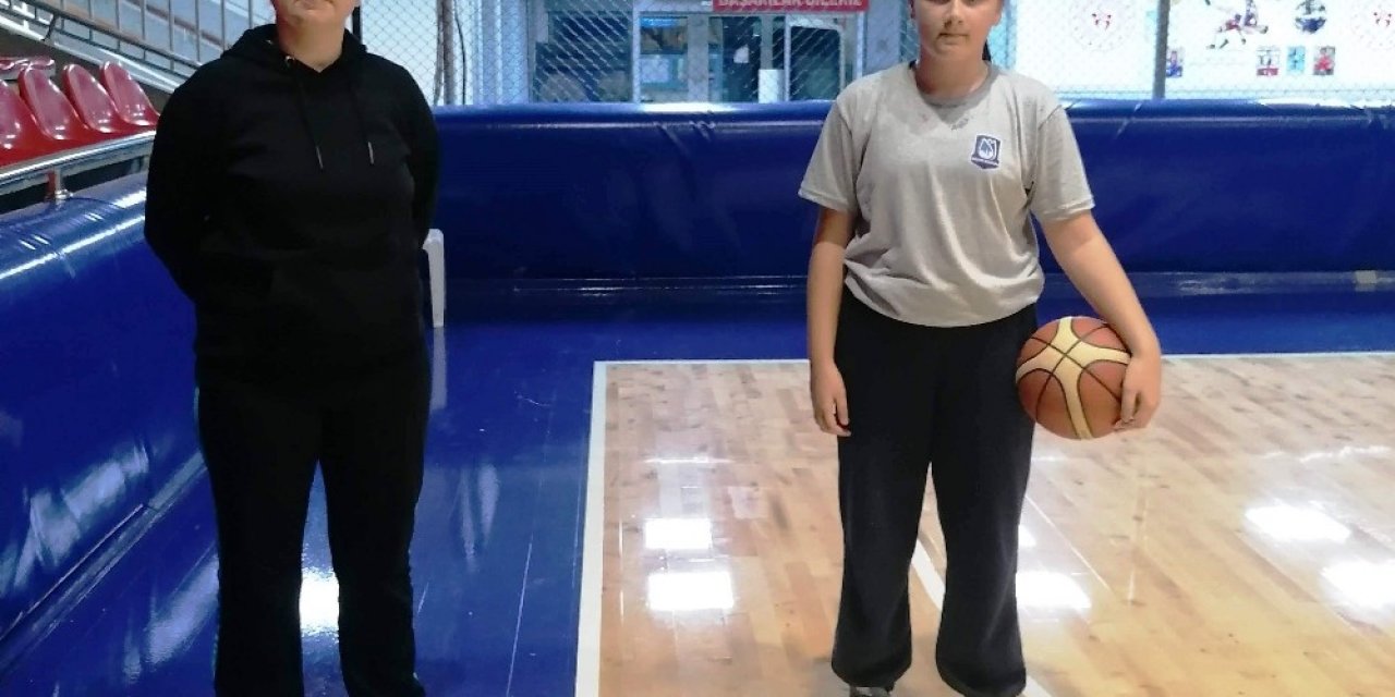 Ceren’in Hedefi Annesi Gibi Başarılı Olmak