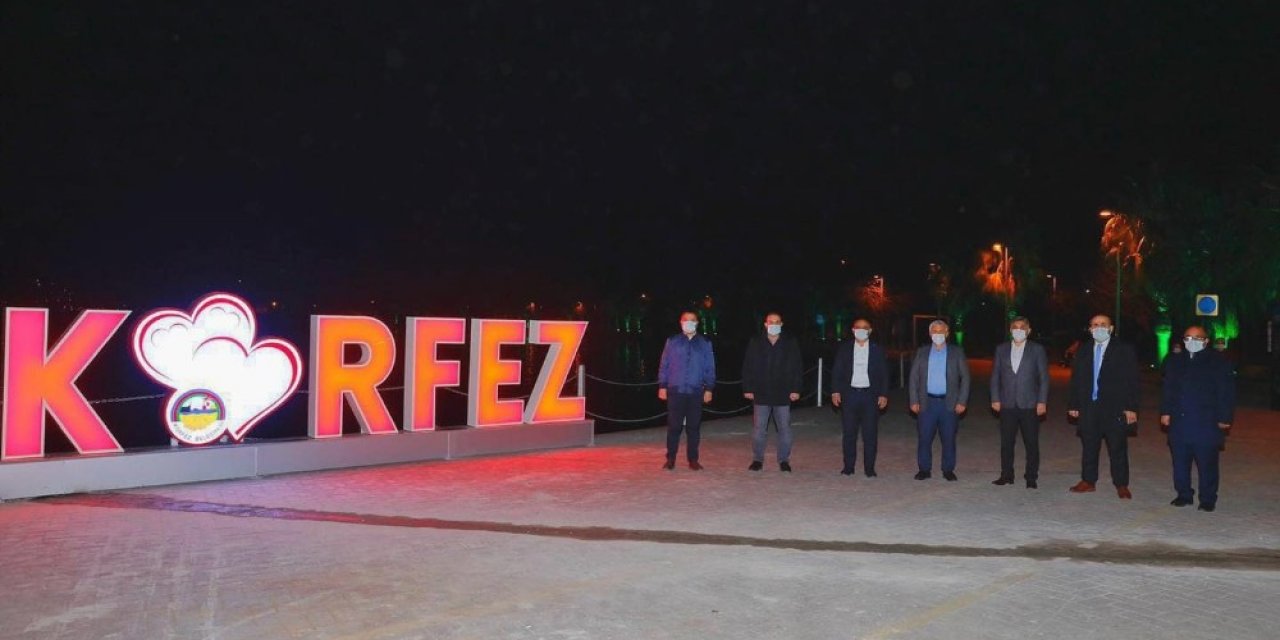 Tütünçiftlik Sahili Körfez Yazısı İle Renklendirildi