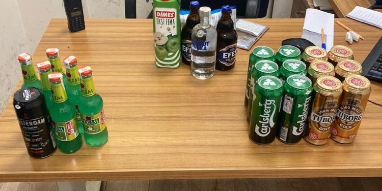 Telefonla Sipariş Verenlere Alkol Taşıyan Taksici Polis Ekiplerine Yakaladı