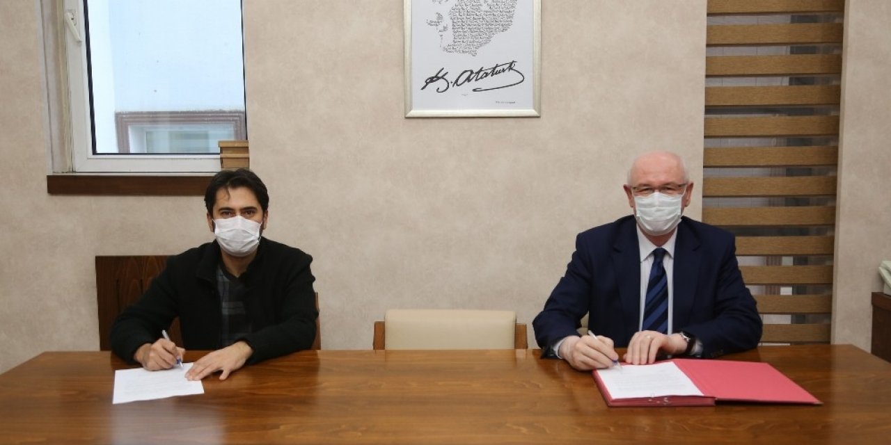 Kazım Kurt’tan Kız Öğrencilere Apart Desteği