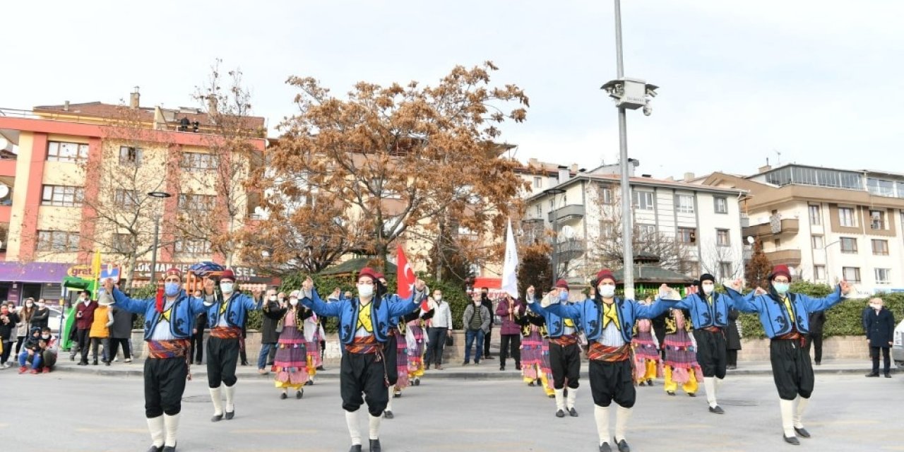 Mamak’ta Karantina Günleri Kültür Şölenleri İle Renkleniyor