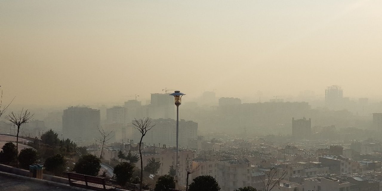 Tahran’da Hava Kirliliği Yüksek Seviyelere Ulaştı