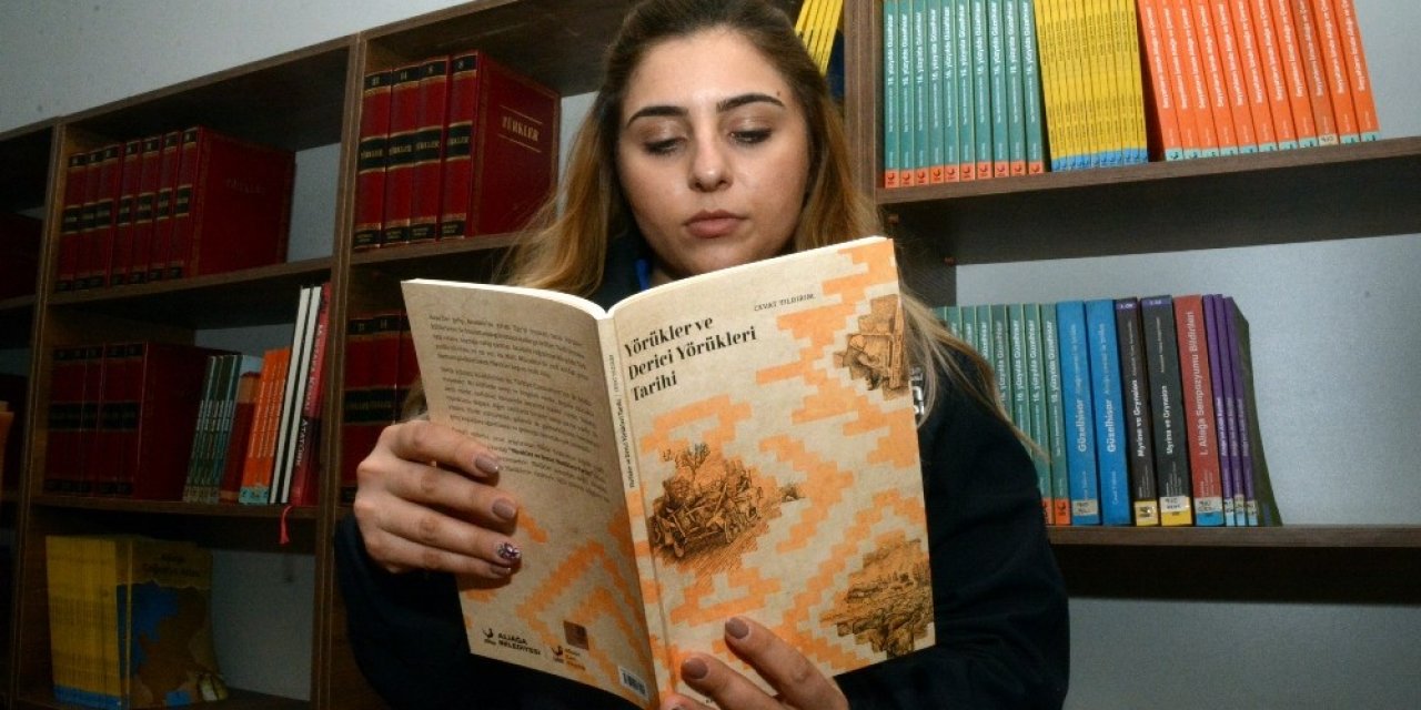 Kitapseverlere Yeni Yıl Hediyesi Aliağa Belediyesinden