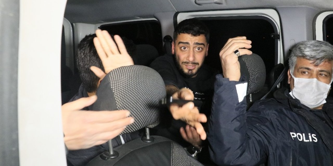 Otomobilden Havaya Ateş Açtılar, Polisten Kaçarken Drenaj Kanalına Düştüler