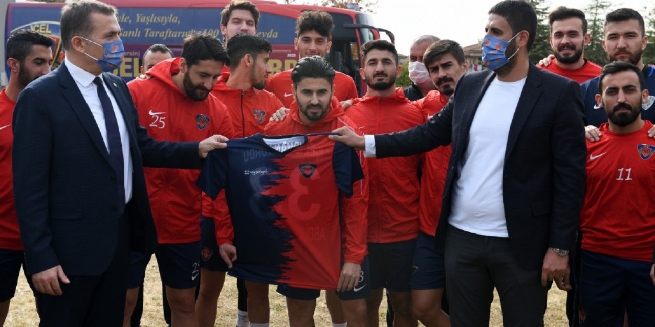 Özyiğit, İçel İdmanyurdu’nu Ziyaret Etti