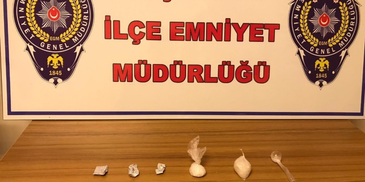Uygulamada Uyuşturucu İle Yakalananlar Gözaltına Alındı