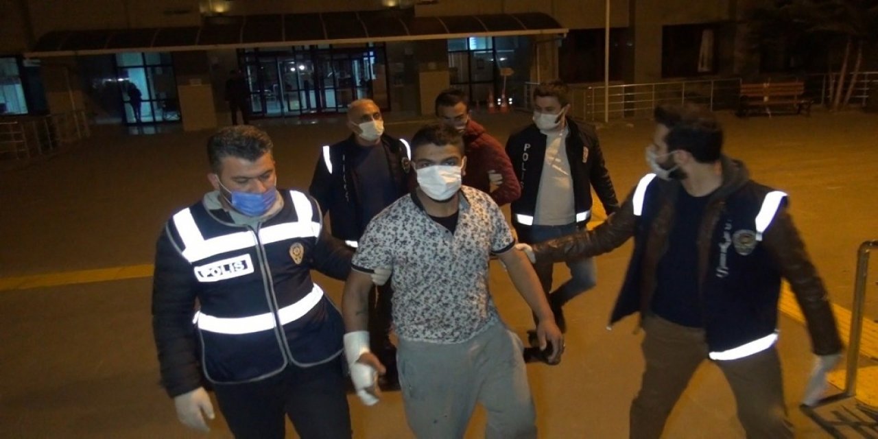 Çalıntı Motosikletle Önce Hırsızlık, Sonra Kaza Yaptılar, Yaralı Olarak Kaçtılar