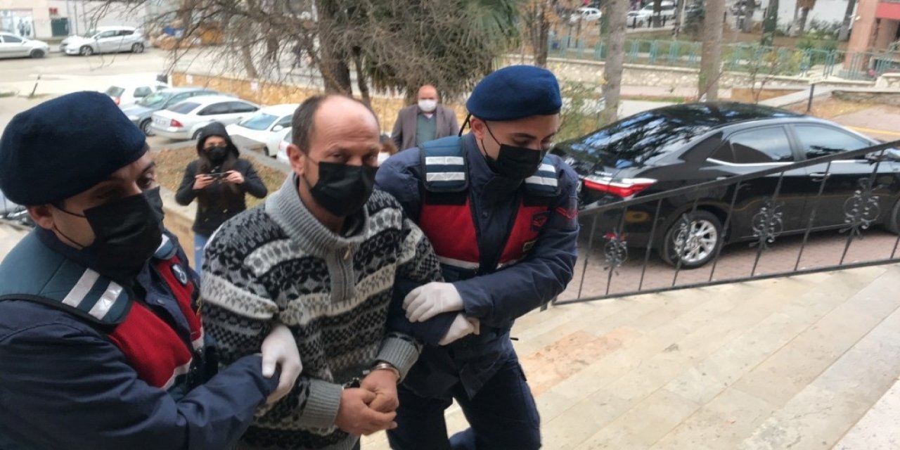 81 Yaşındaki Dedesini Öldüren Torunu Tutuklandı