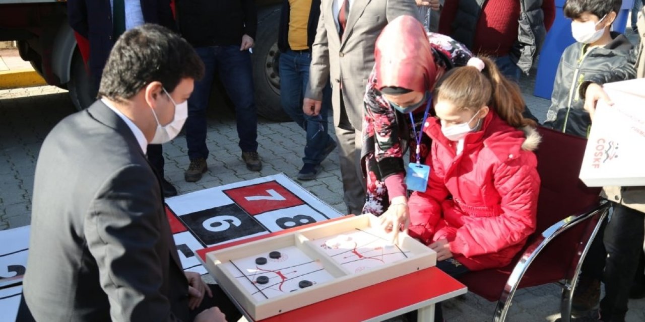 Hediye Karavanının 13. Durağı Mardin Oldu