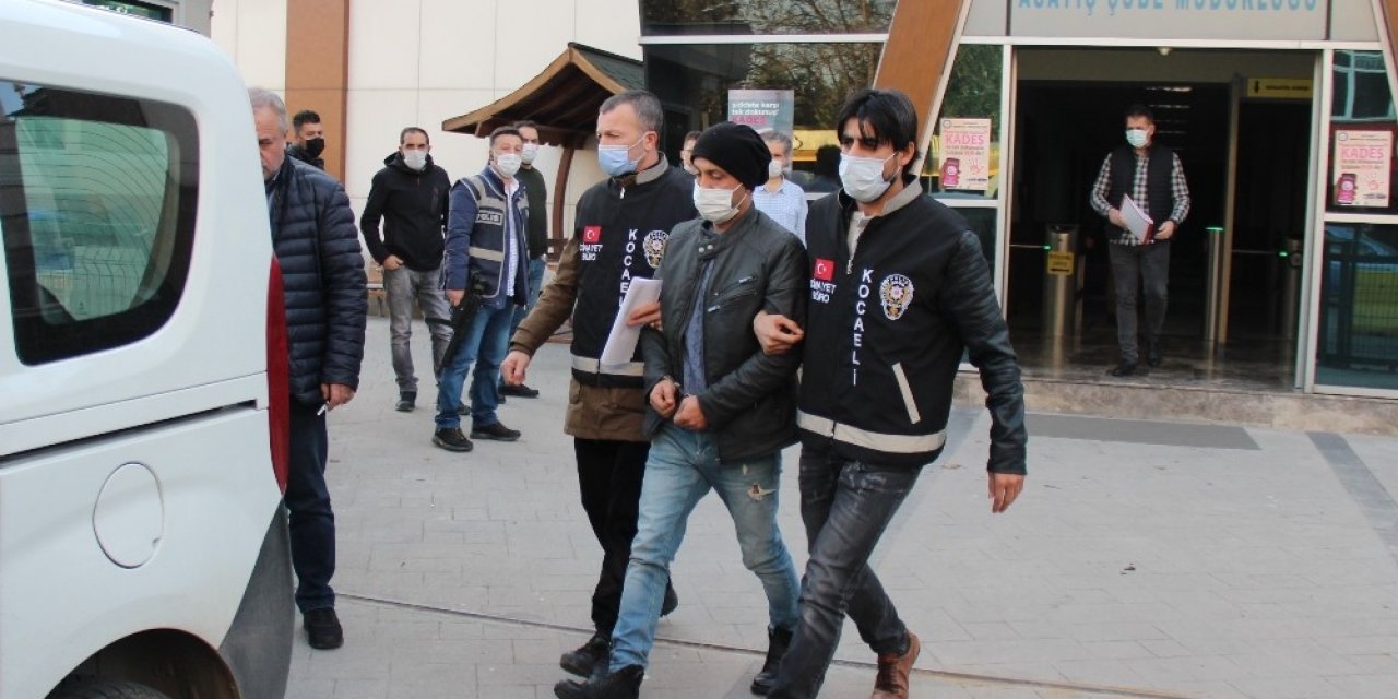 Çocuklarının Gözü Önünde Eski Eşini Öldüren Şahıs Tutuklandı
