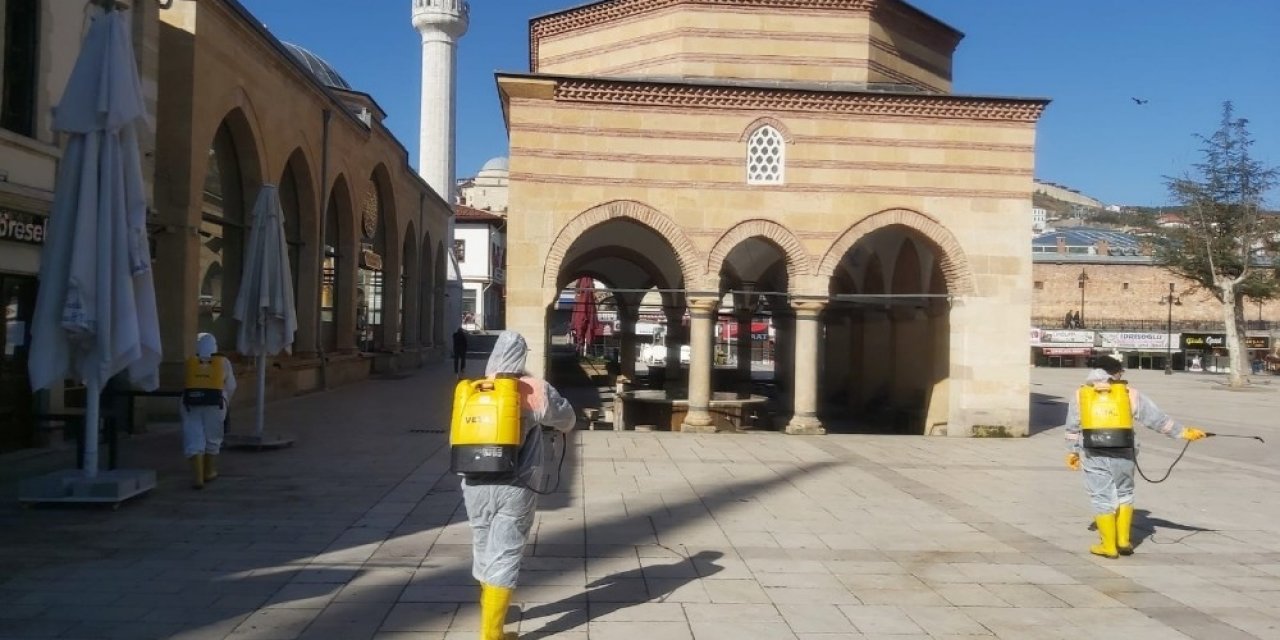Kastamonu Belediyesi, Dezenfekte Ve Vektör Mücadelesi Çalışmalarını Sürdürüyor