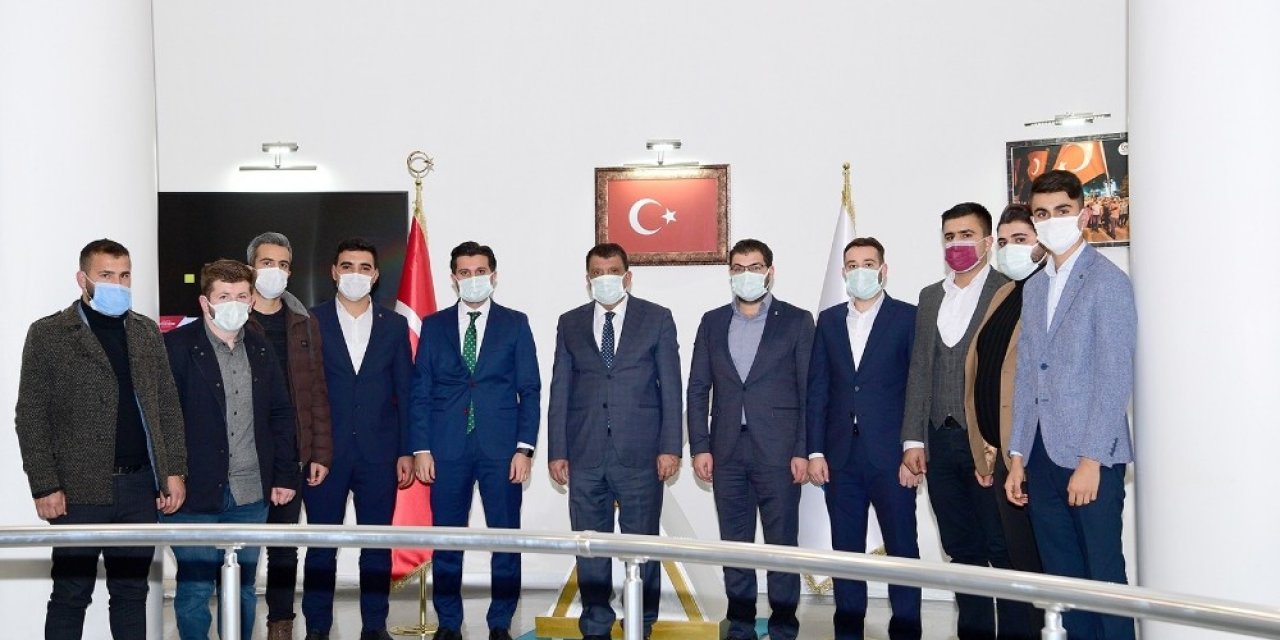 Ak Partili Gençlerden Başkan Gürkan’a Ziyaret