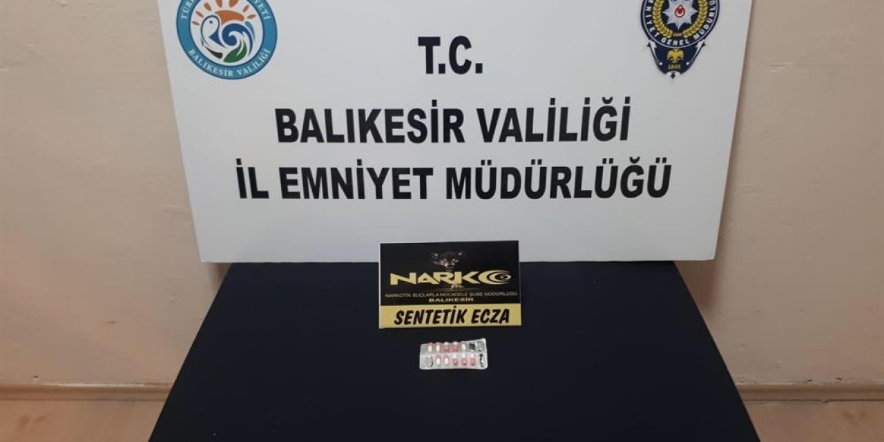 Balıkesir’de Polis 15 Uyuşturucu Şüphelisini Yakaladı