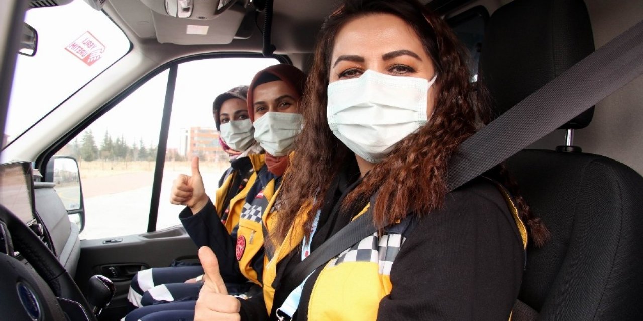 Kayseri 112’nin Kadın Ekiplerini Gören Gururlanıyor