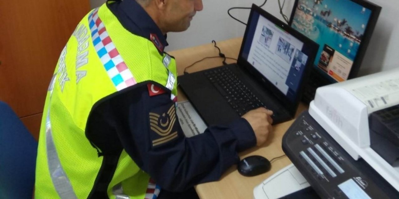 Salihli Jandarmadan Çevrimiçi Trafik Eğitimi
