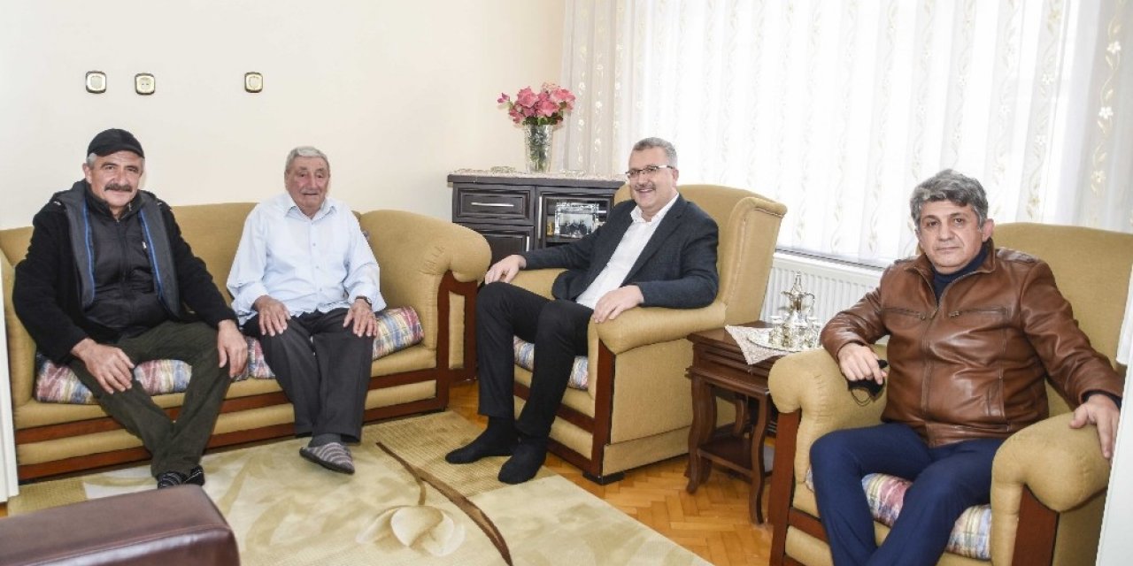 Başkan Özkan’dan Seleflerine Ziyaret