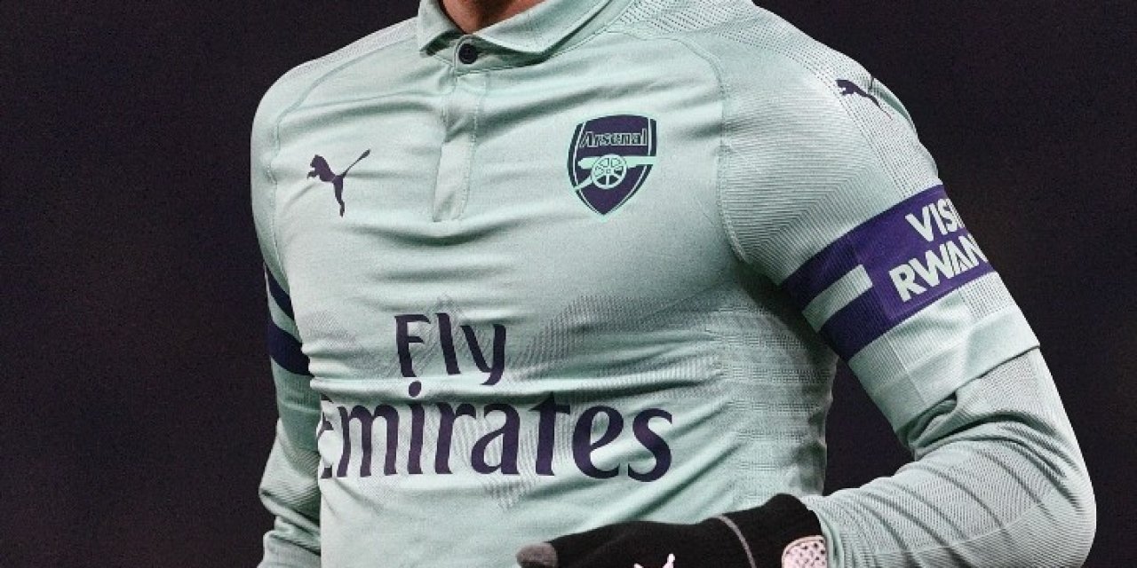 Mesut Özil’e Sponsor Formülü!