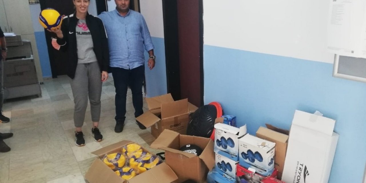 Büyükşehir’den Amatör Spor Kulüplerine Malzeme Desteği