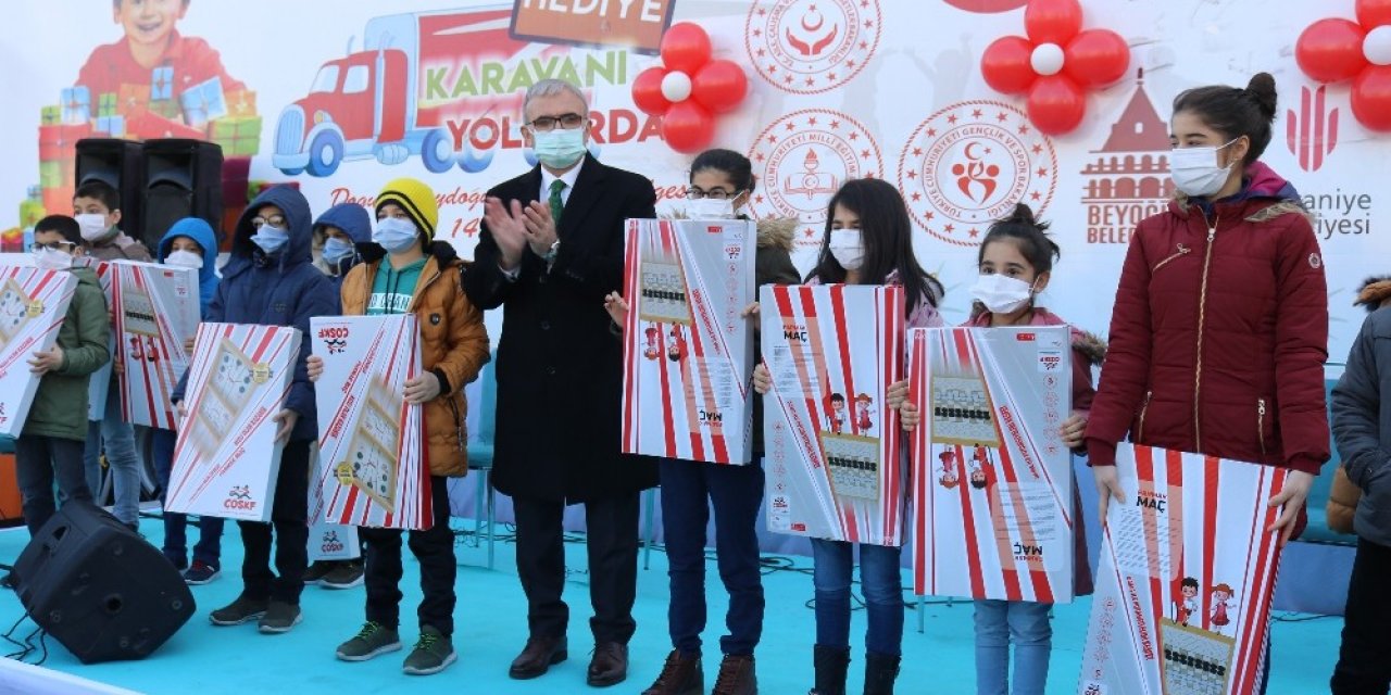 Hediye Karavanının Son Durağı Diyarbakır Oldu