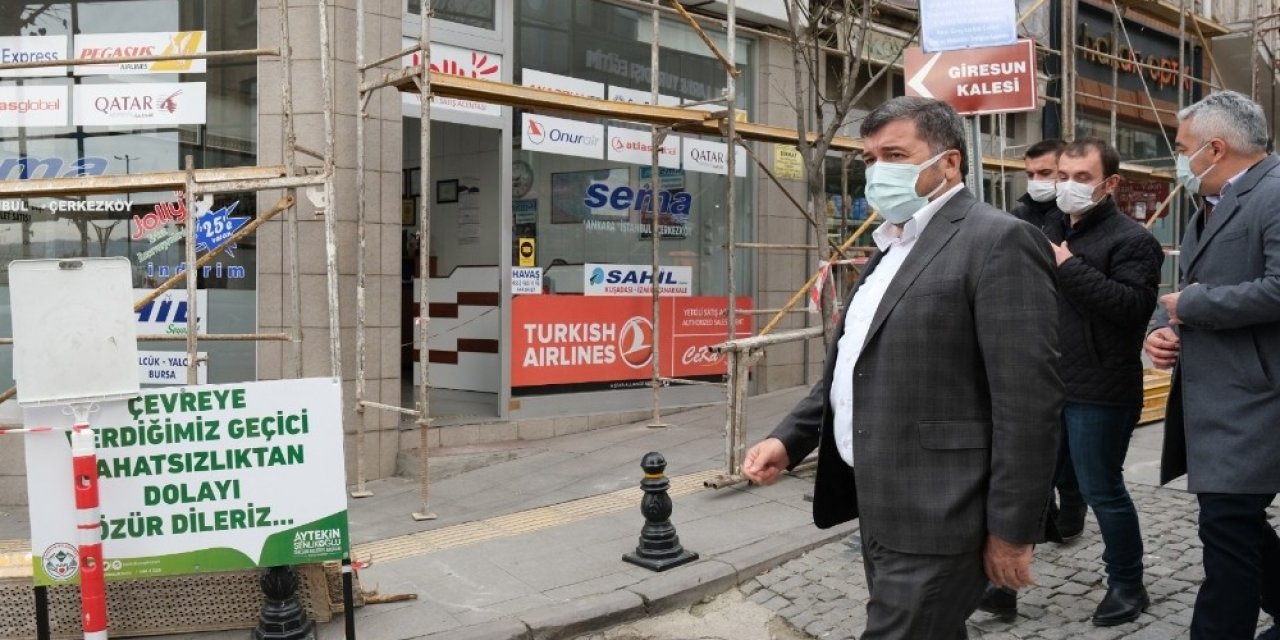 Giresun’da Cephe Giydirme Ve Sokak Sağlıklaştırma Çalışmaları Başladı