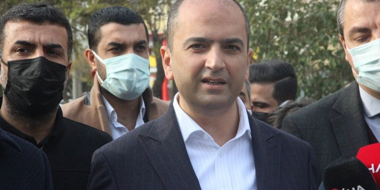 Ak Parti’den Fikri Sağlar, Can Ataklı Ve İlker Başbuğ Hakkında Suç Duyurusu