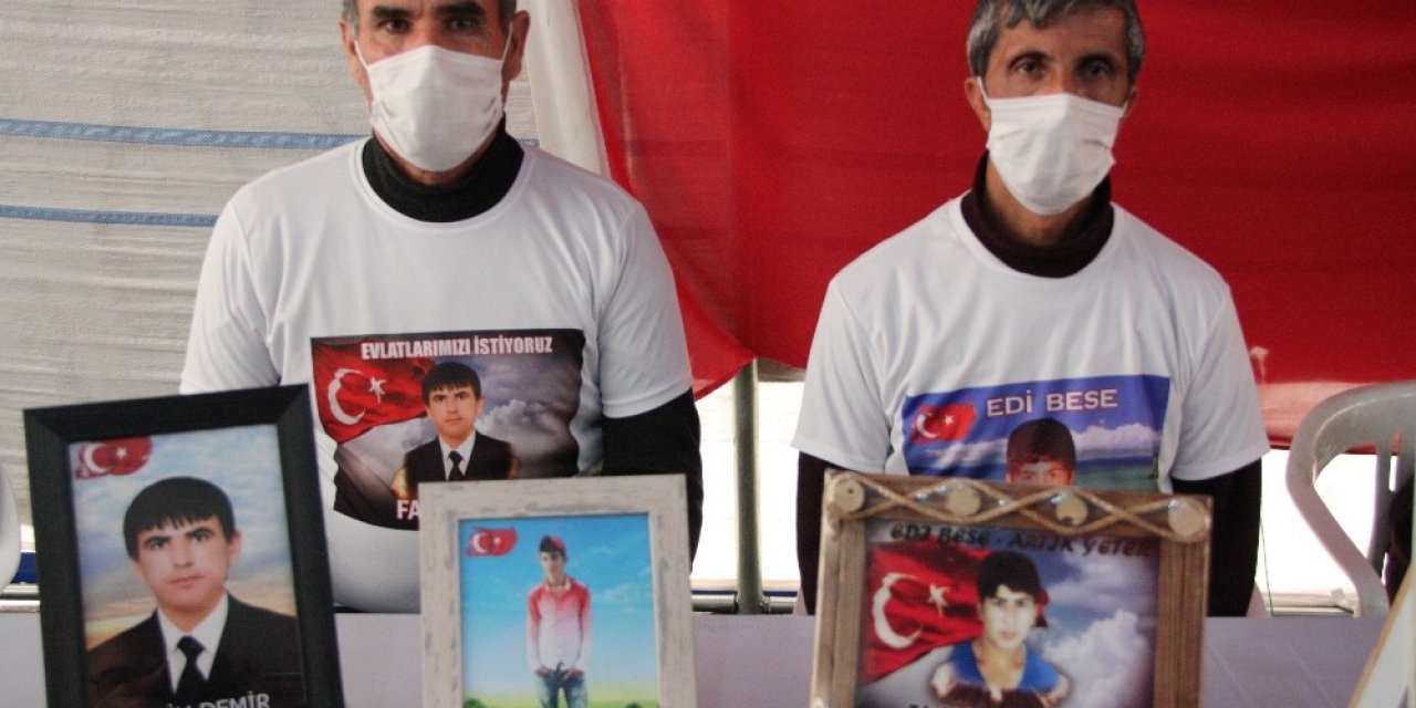 Hdp Önündeki Evlat Nöbeti Eylemine Bir Aile Daha Katıldı