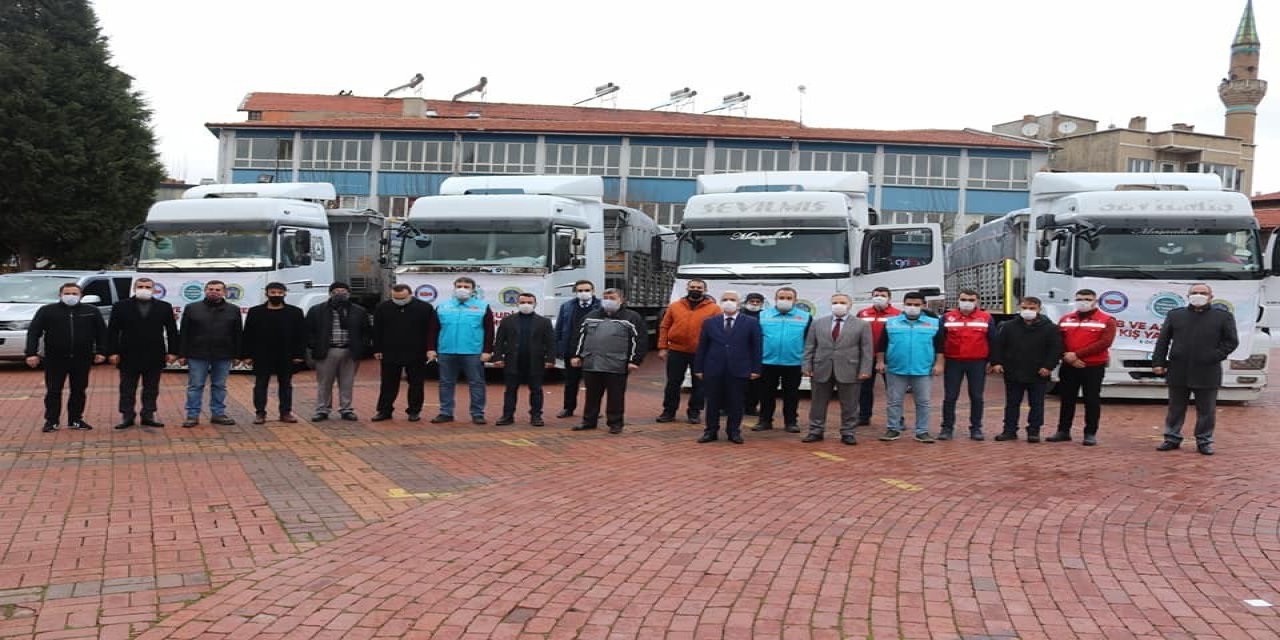 Tavşanlı’dan Suriye’ye Yardım Tırları Yola Çıktı