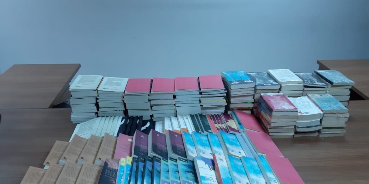 Bandrolsüz 212 Adet Kitap Ele Geçirildi