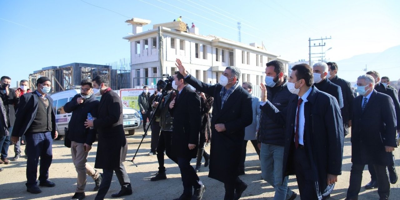 Chp Heyeti, Deprem Bölgesi Elazığ’da Çalışmaları Yerinde İnceledi