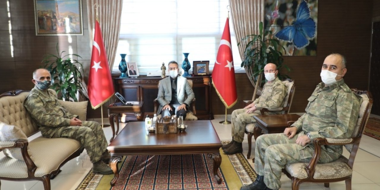 Vali Oktay Çağatay, 8. Kolordu Komutanını Makamında Kabul Etti