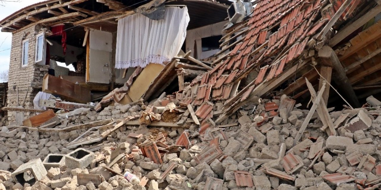 Denizli Güne 20 Depremle Uyandı