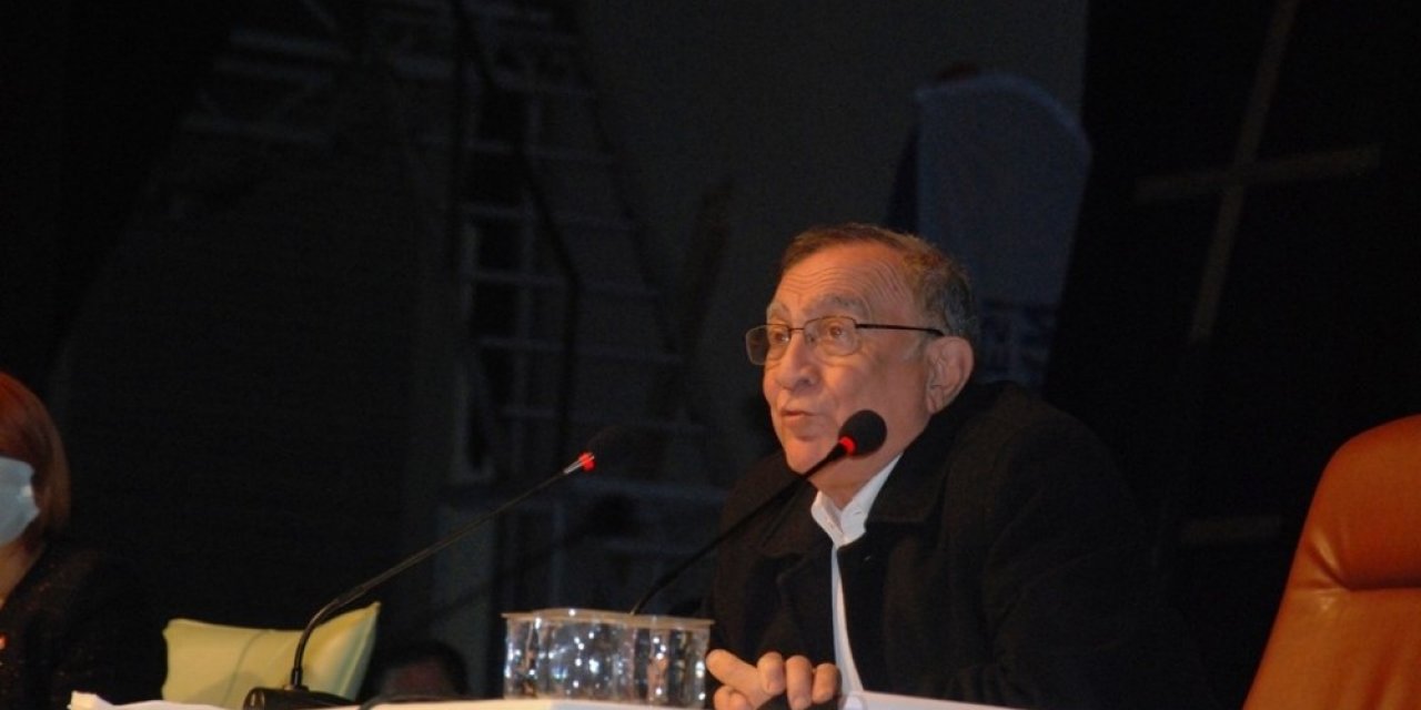 Akay: "siyaset Yapmak İçin Gelmedim"