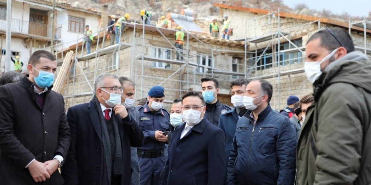 Frig Eserlerinin Bulunduğu Köyde 148 Ev Yenilenecek